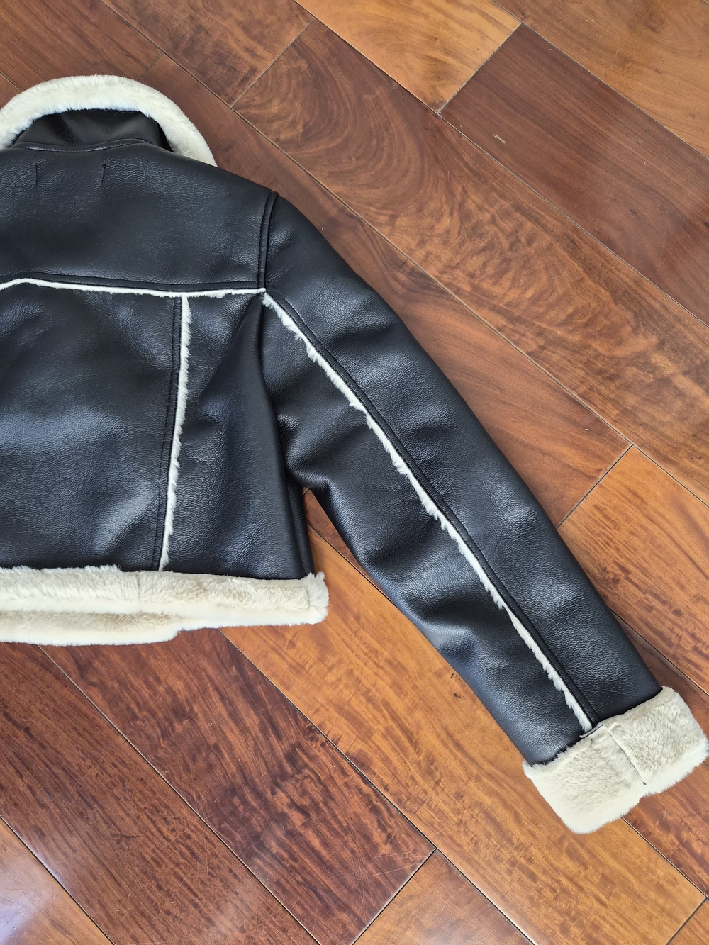 Forever 21 Cropped Faux Fur Moto Jacket Black/Cream XS - Picture 12 of 14